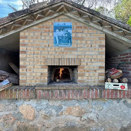 El Mirador Y El Nogal *
